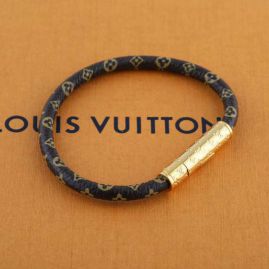 Picture of LV Bracelet _SKULVbracelet12290511434